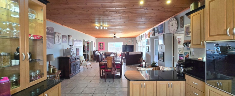 4 Bedroom Property for Sale in Franskraal Western Cape